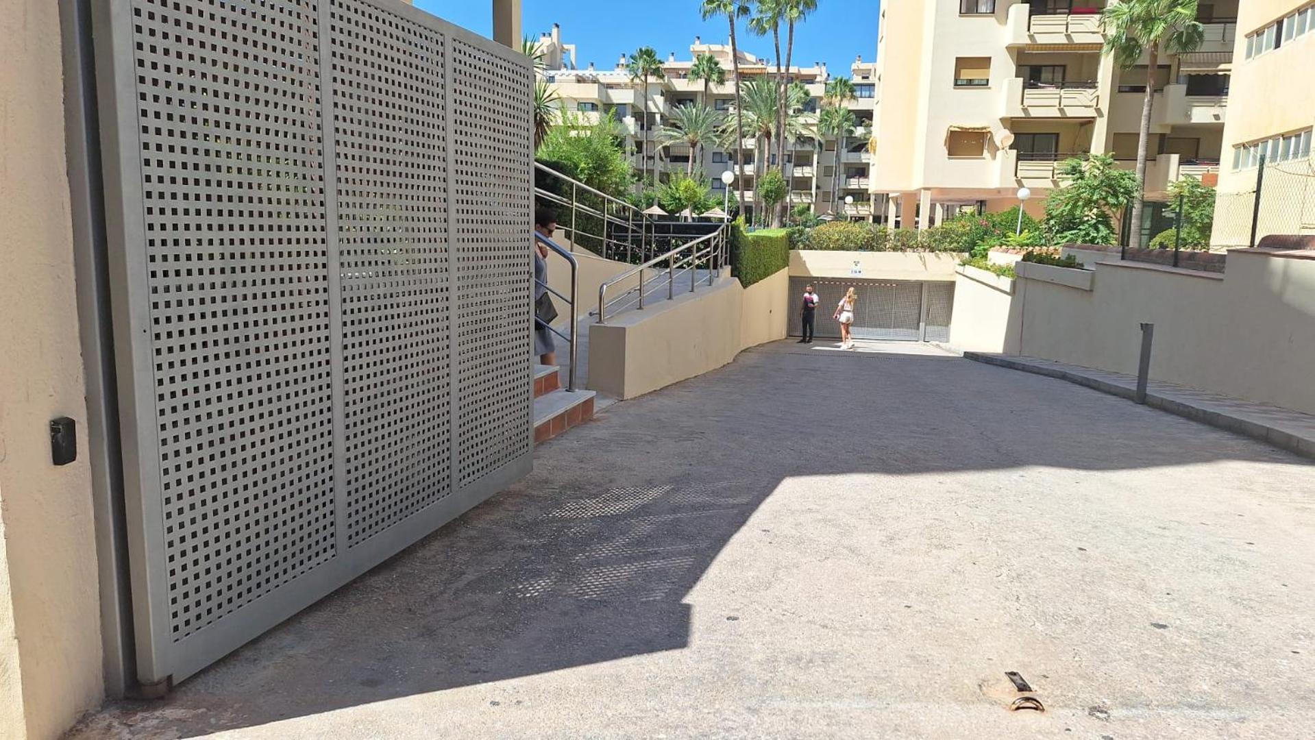 Primera Linea Del Mar - Acceso Directo Playa Carihuela Торремолінос Екстер'єр фото
