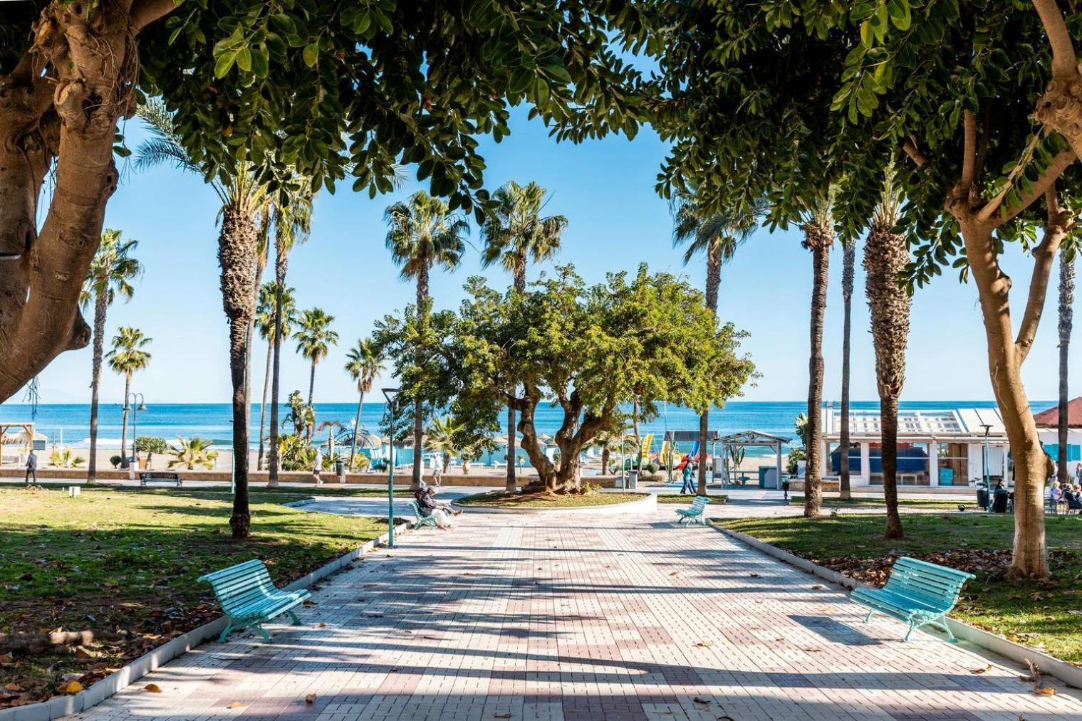 Primera Linea Del Mar - Acceso Directo Playa Carihuela Торремолінос Екстер'єр фото
