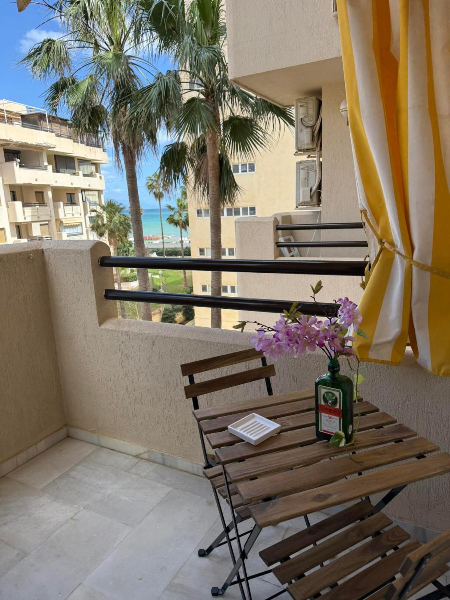 Primera Linea Del Mar - Acceso Directo Playa Carihuela Торремолінос Екстер'єр фото